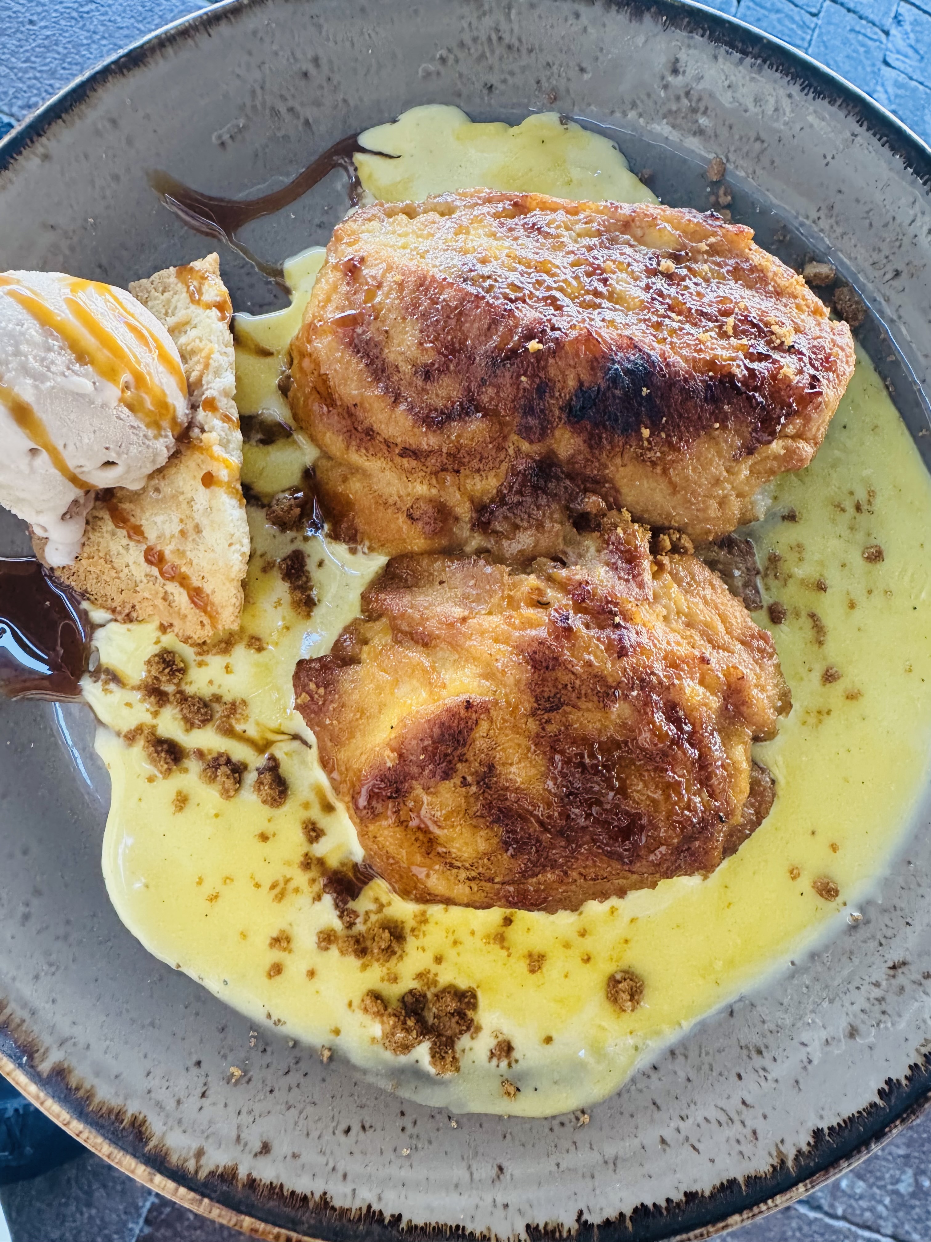 Fried Toast with Honey