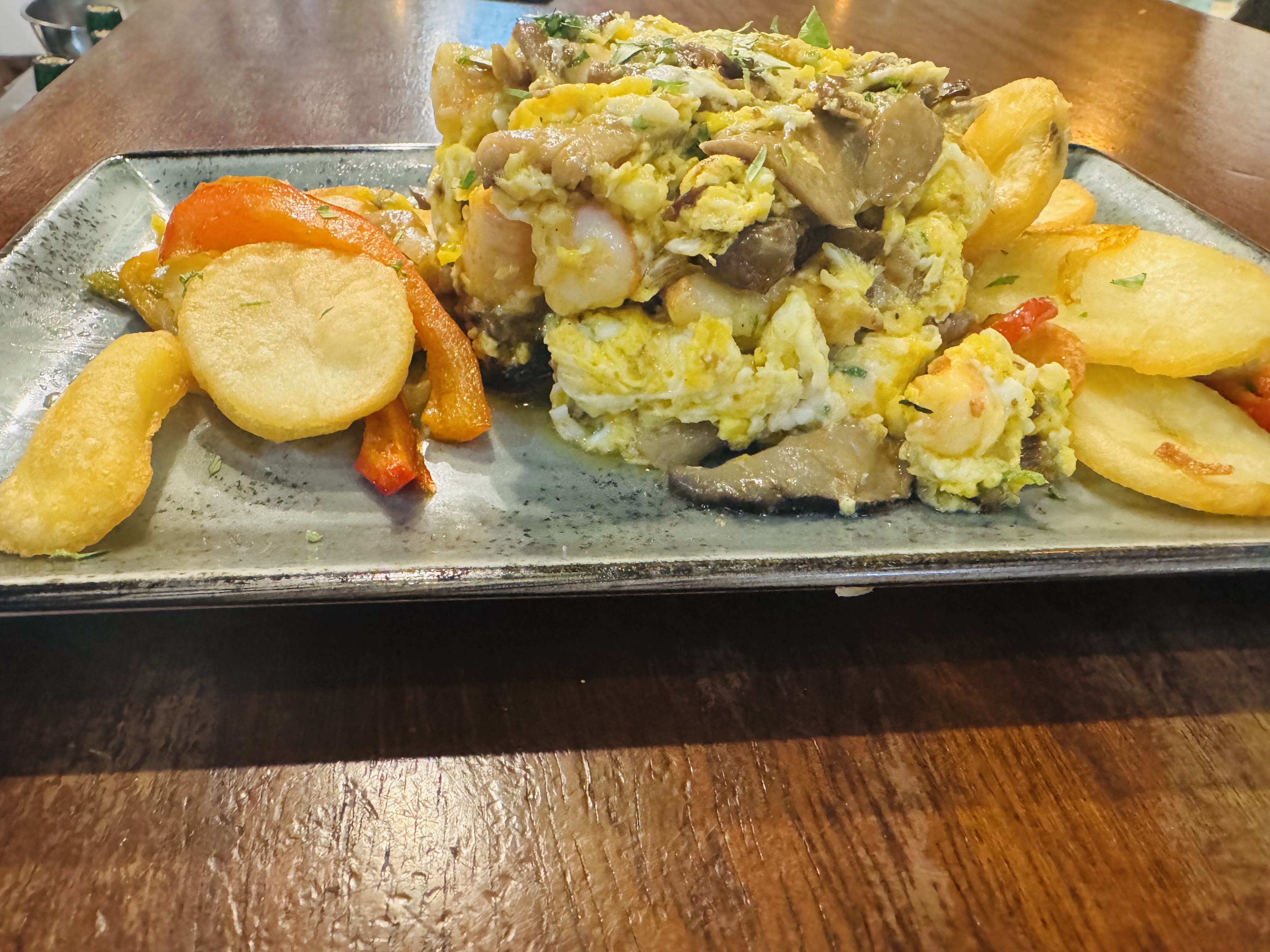 Scrambled Eggs With Wild Mushrooms and Prawns