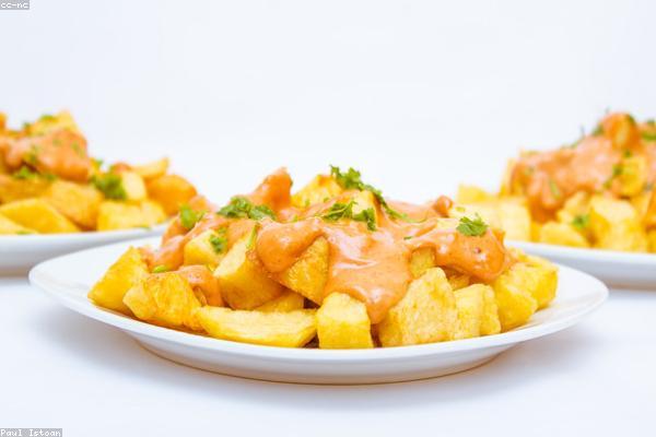 Patatas Bravas Sertis
